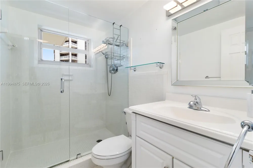 1700 NE 105th #408 Miami Shores, FL 33138