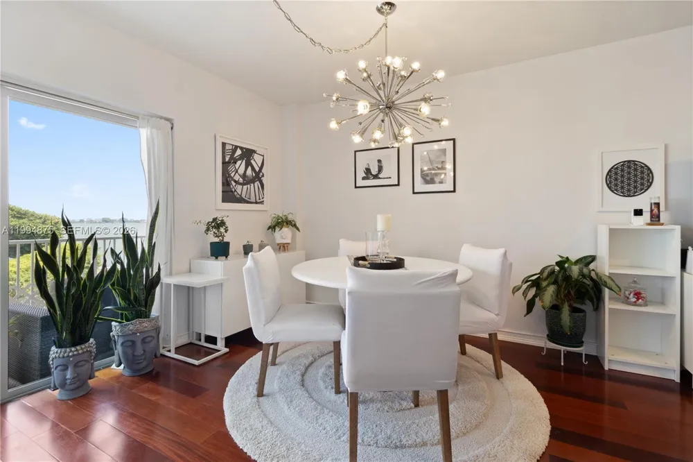 1700 NE 105th #408 Miami Shores, FL 33138