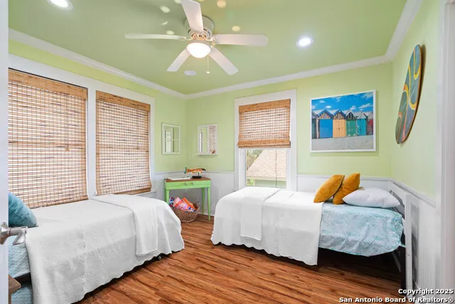 1419 S Magnolia St Rockport, TX 78382