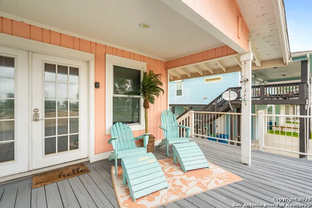 1419 S Magnolia St Rockport, TX 78382