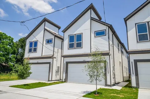 850 Lucky Street