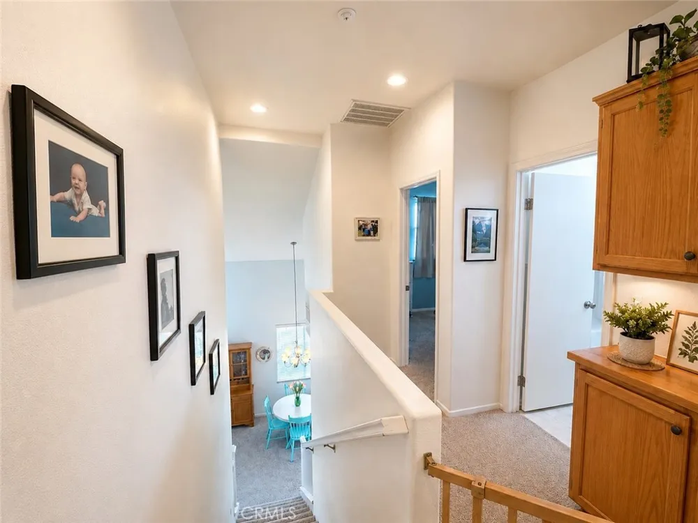 292 Edgemire Lane Simi Valley, CA 93065