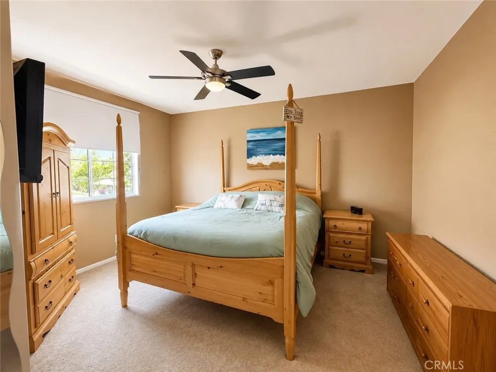 292 Edgemire Lane Simi Valley, CA 93065