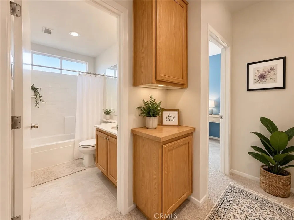 292 Edgemire Lane Simi Valley, CA 93065