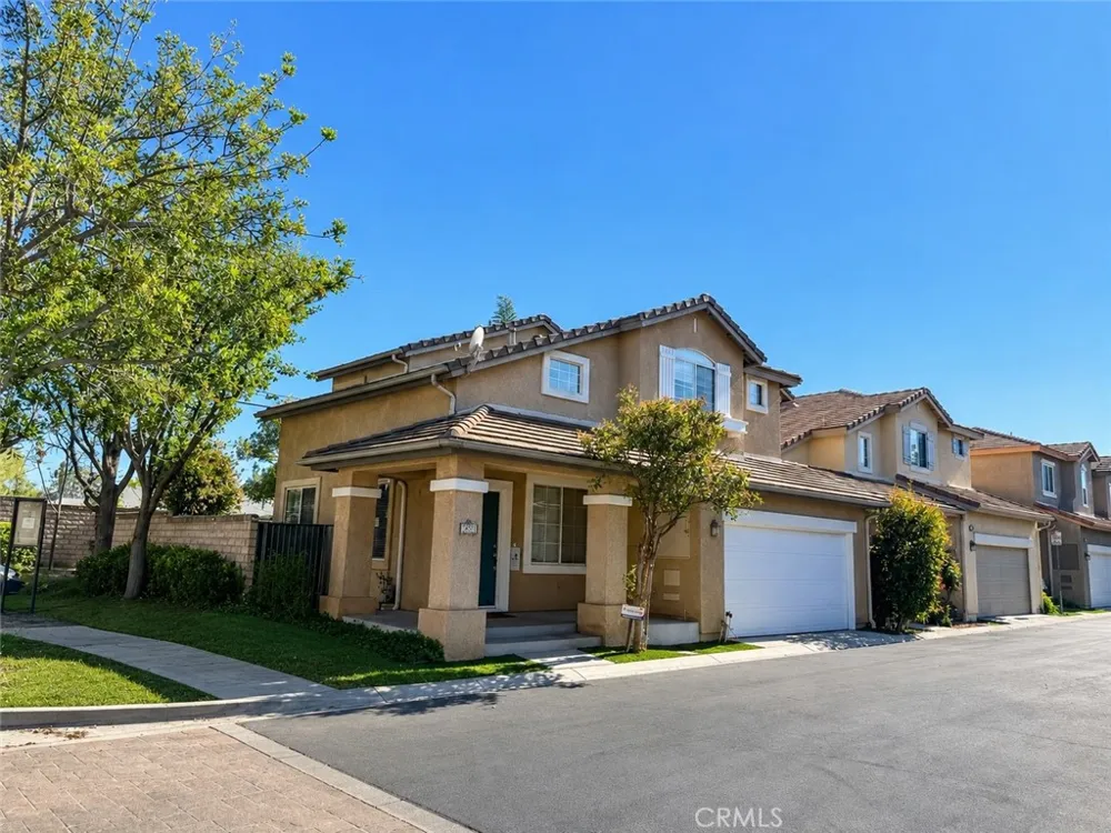 292 Edgemire Lane Simi Valley, CA 93065