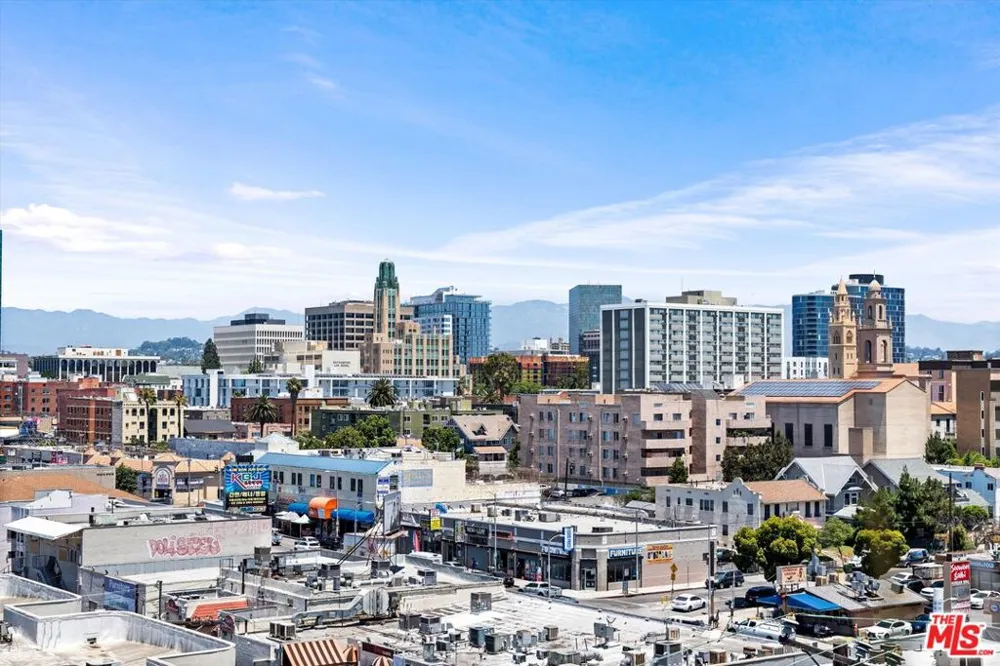 904 S New Hampshire Avenue #406 Los Angeles, CA 90006