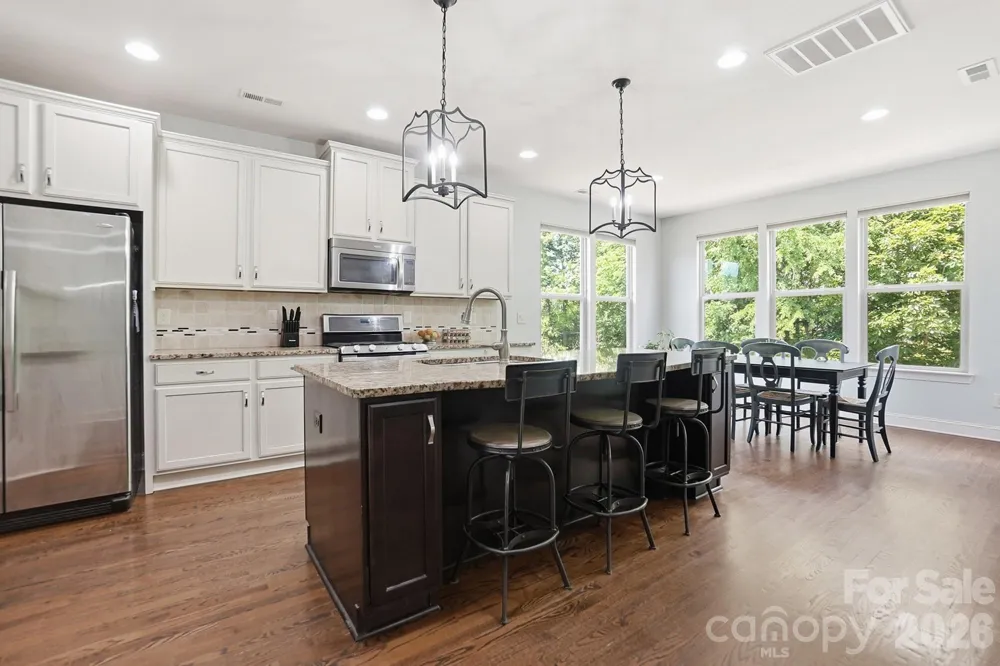 522 Iron Horse Lane Midland, NC 28107