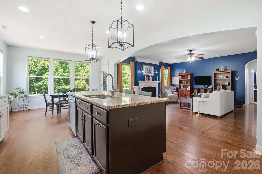 522 Iron Horse Lane Midland, NC 28107