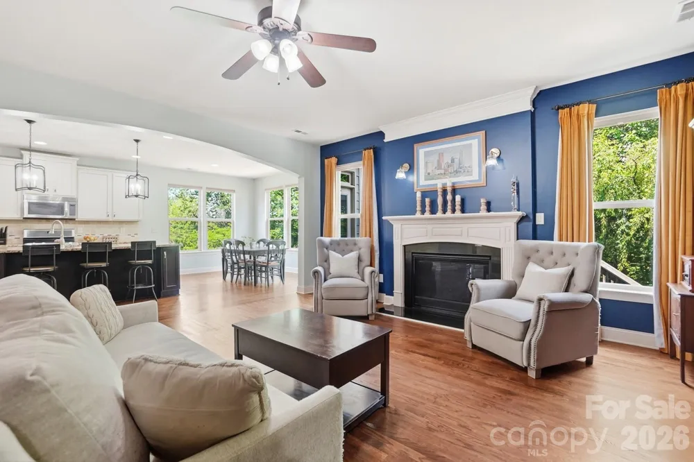 522 Iron Horse Lane Midland, NC 28107