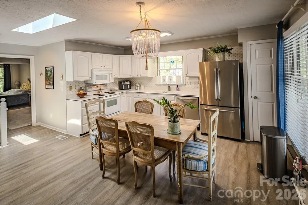 38 Rocky Meadows Road Newland, NC 28657