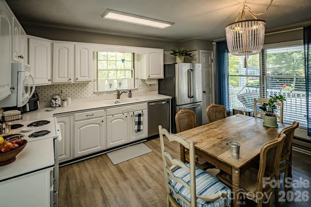 38 Rocky Meadows Road Newland, NC 28657