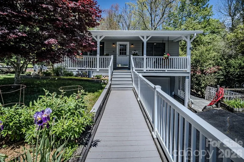 38 Rocky Meadows Road Newland, NC 28657
