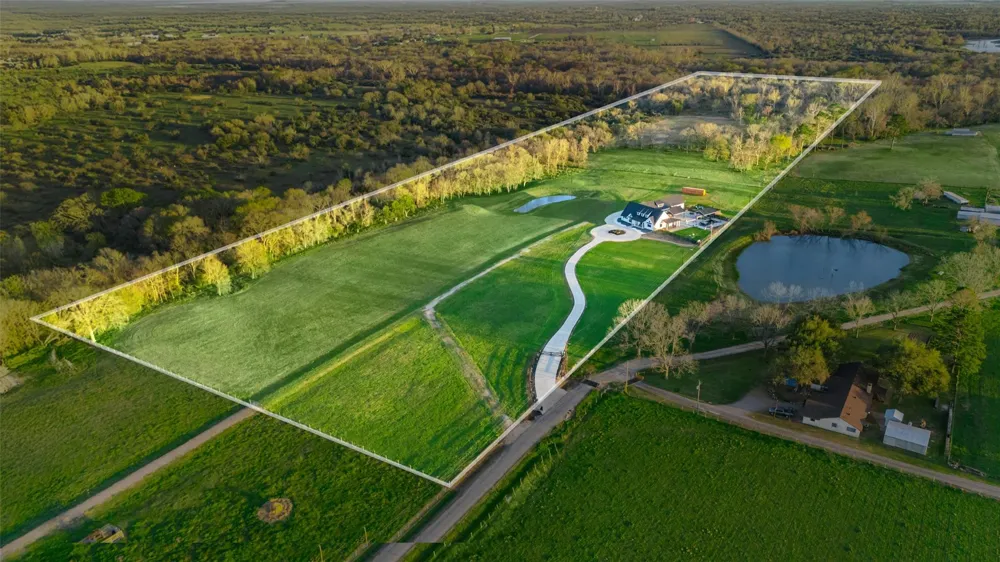 2485 County Road 203 East Bernard, TX 77435