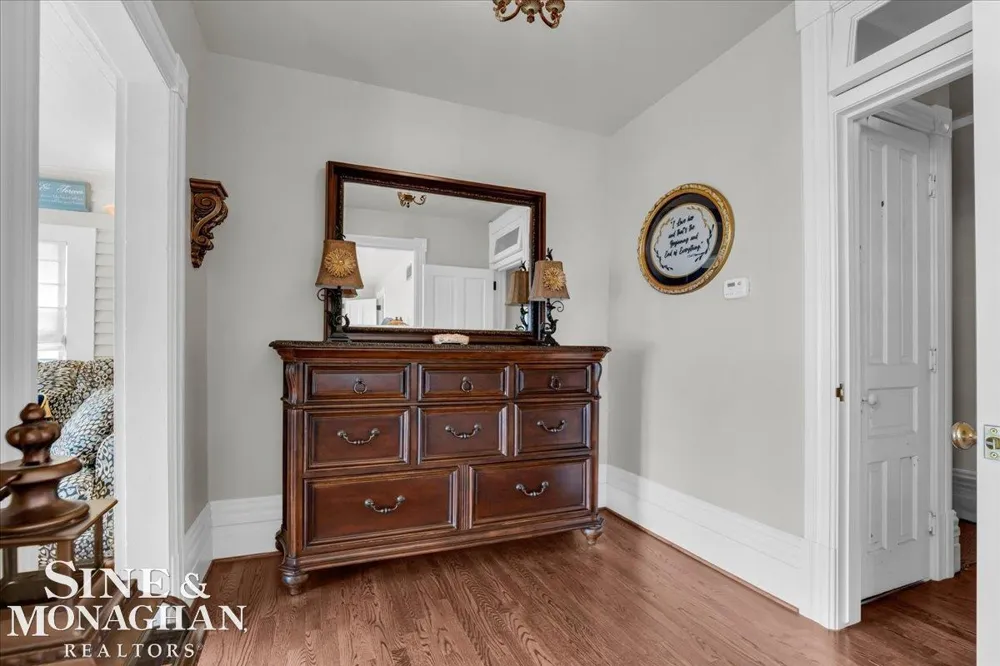 1337 Oakland Avenue St Clair City, MI 48079
