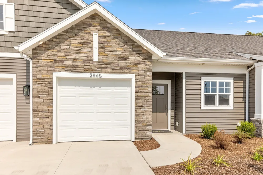 2845 W Cobblestone Court SE #19 Kentwood, MI 49512