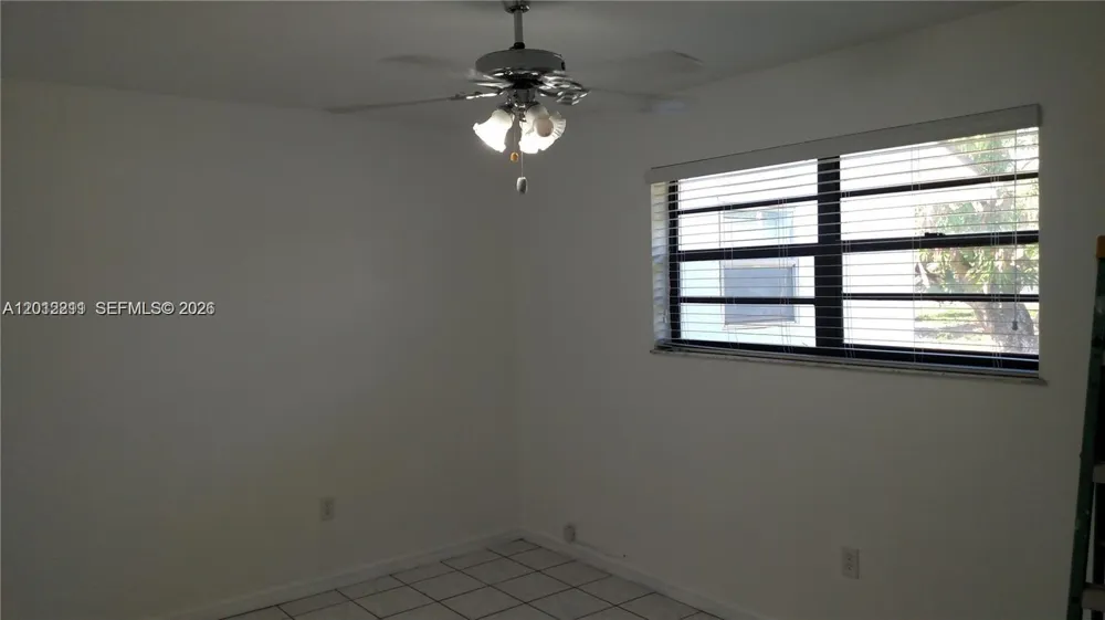 19600 SW 256th St #A Homestead, FL 33031