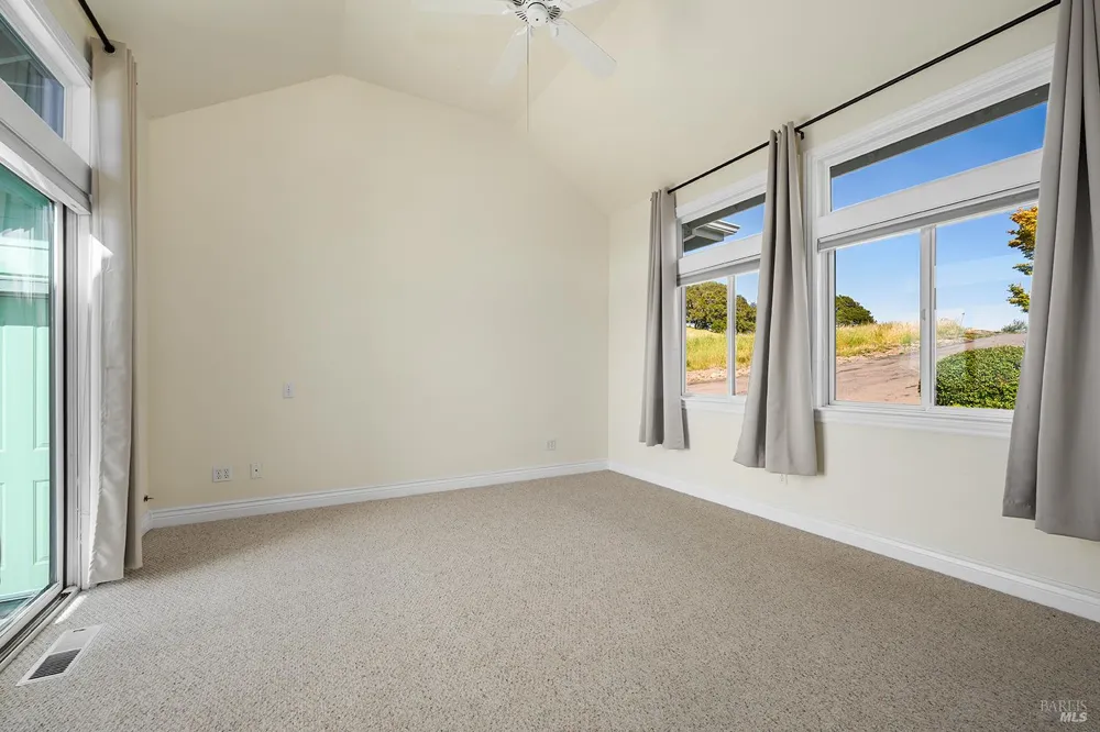 167 Mountain Meadow Lane Santa Rosa, CA 95404