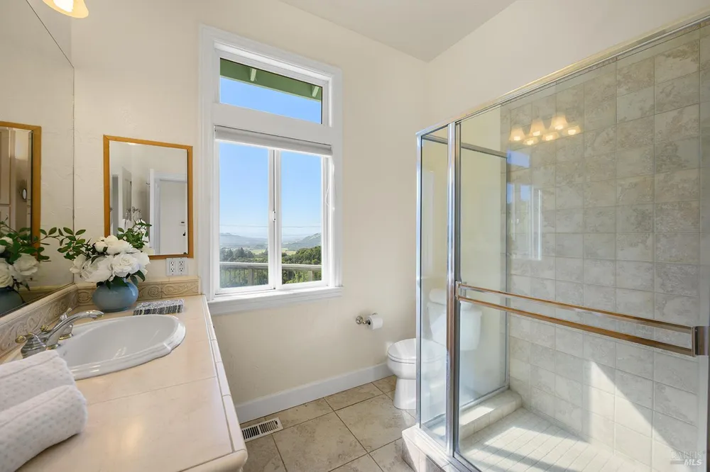 167 Mountain Meadow Lane Santa Rosa, CA 95404