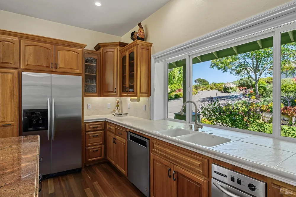 167 Mountain Meadow Lane Santa Rosa, CA 95404