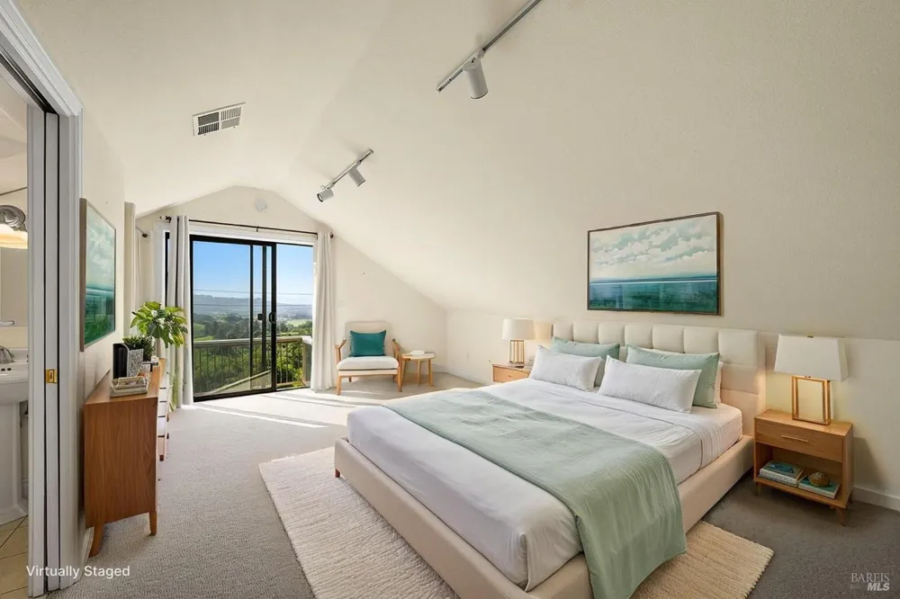 167 Mountain Meadow Lane Santa Rosa, CA 95404