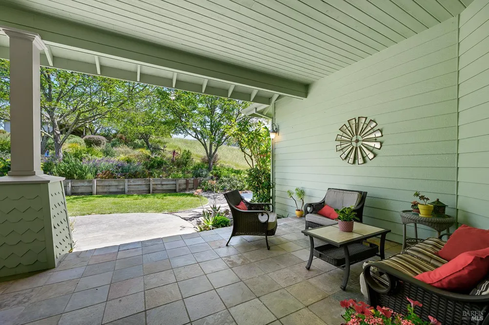167 Mountain Meadow Lane Santa Rosa, CA 95404