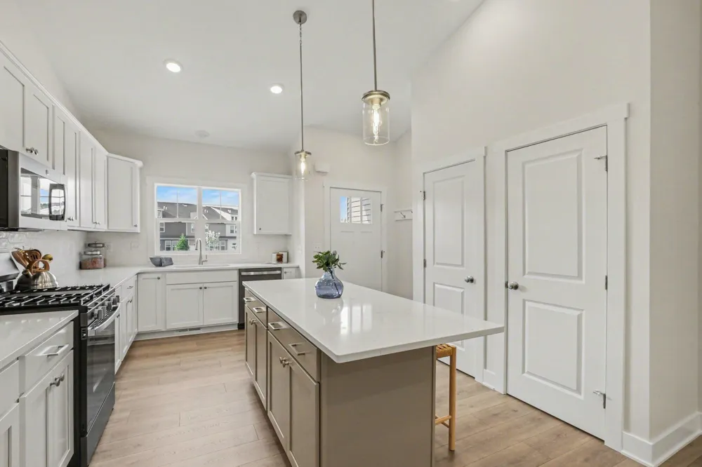 2845 W Cobblestone Court SE #19 Kentwood City, MI 49512