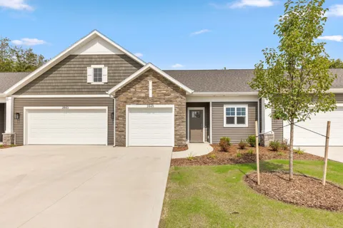 2845 W Cobblestone Court SE #19