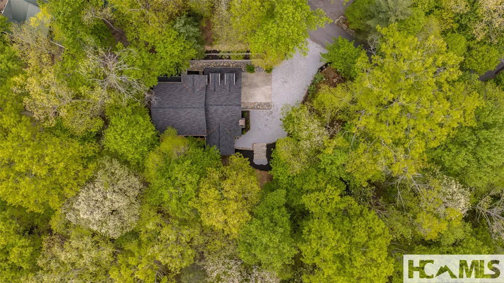 2129 Black Oak Drive Sapphire, NC 28774