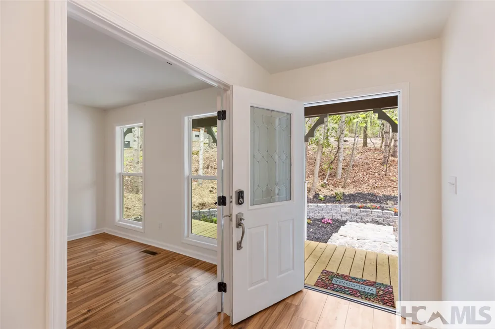 2129 Black Oak Drive Sapphire, NC 28774