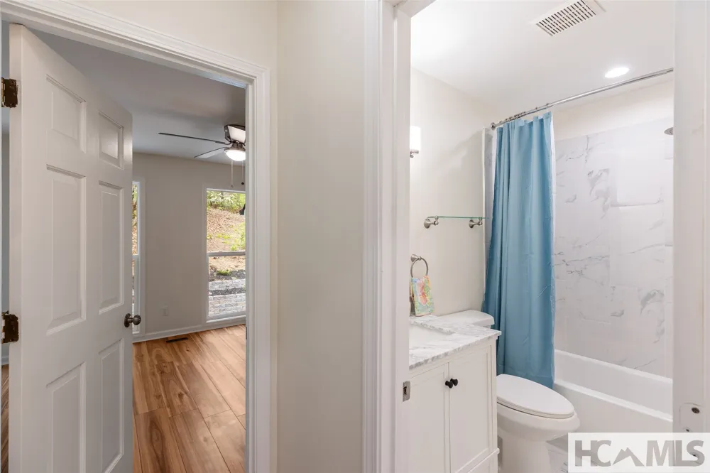 2129 Black Oak Drive Sapphire, NC 28774