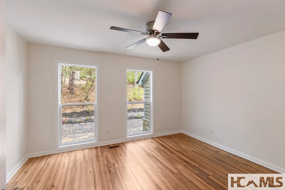 2129 Black Oak Drive Sapphire, NC 28774