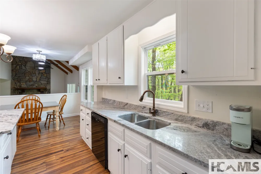 2129 Black Oak Drive Sapphire, NC 28774