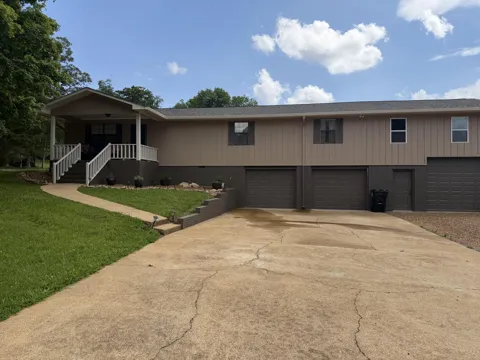 7620 Greenwood Road