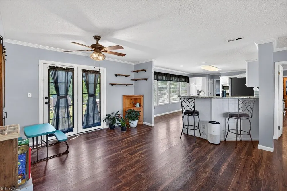 135 Blueridge View Lane Mount Airy, NC 27030