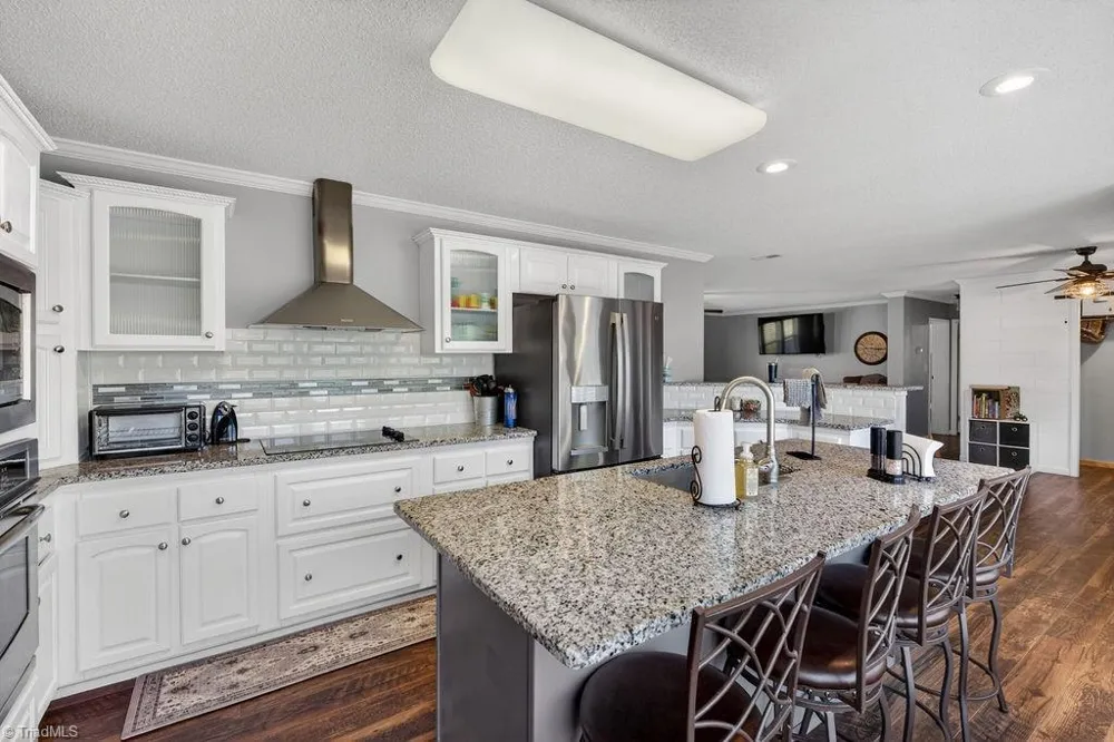 135 Blueridge View Lane Mount Airy, NC 27030