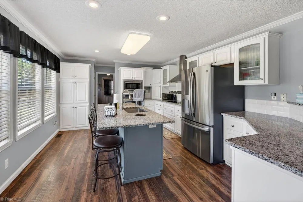 135 Blueridge View Lane Mount Airy, NC 27030
