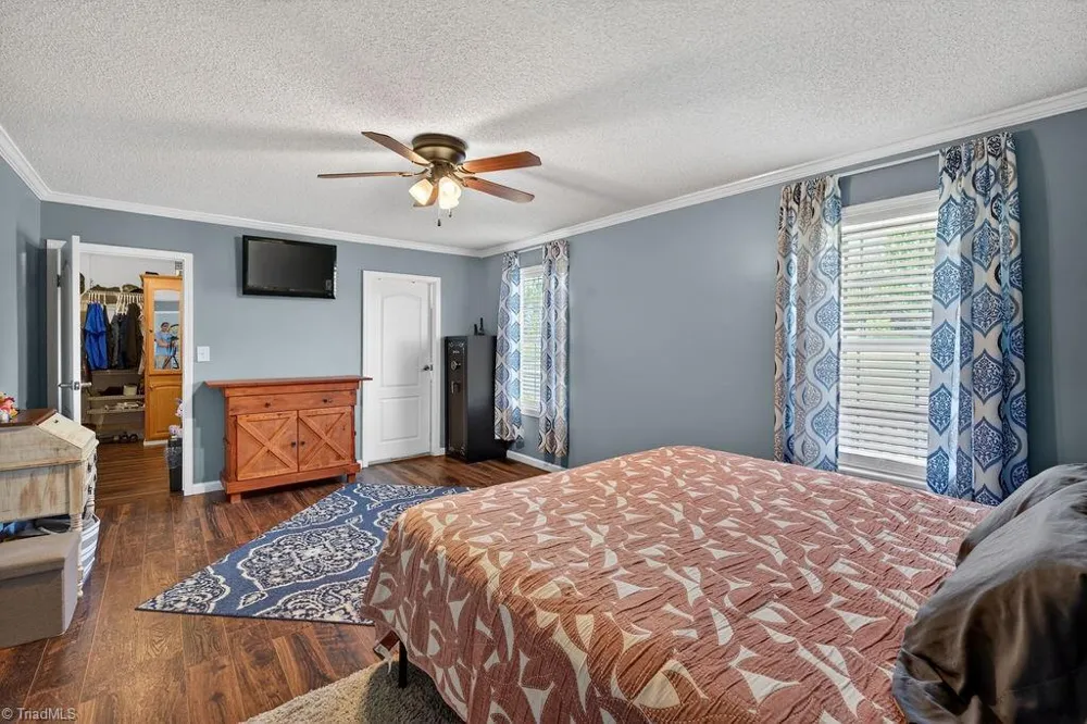 135 Blueridge View Lane Mount Airy, NC 27030