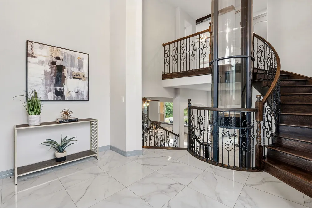 427 Bella Montagna Circle Austin, TX 78734