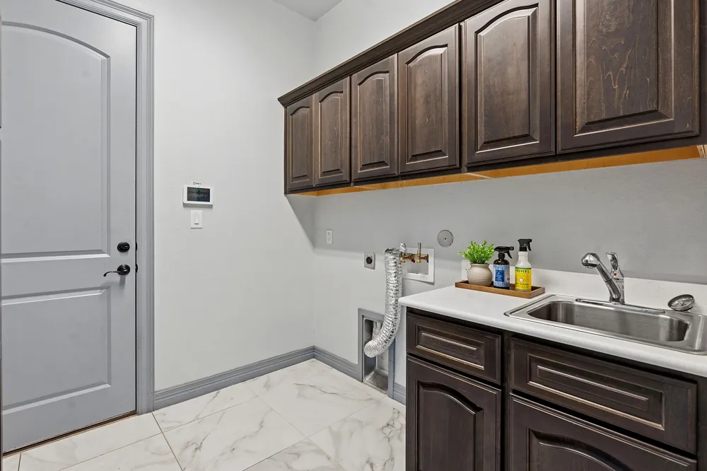 427 Bella Montagna Circle Austin, TX 78734