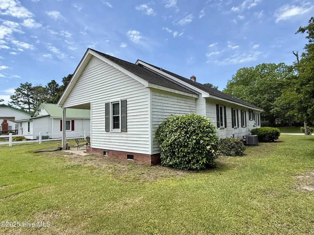 3773 Bear Grass Road Williamston, NC 27892