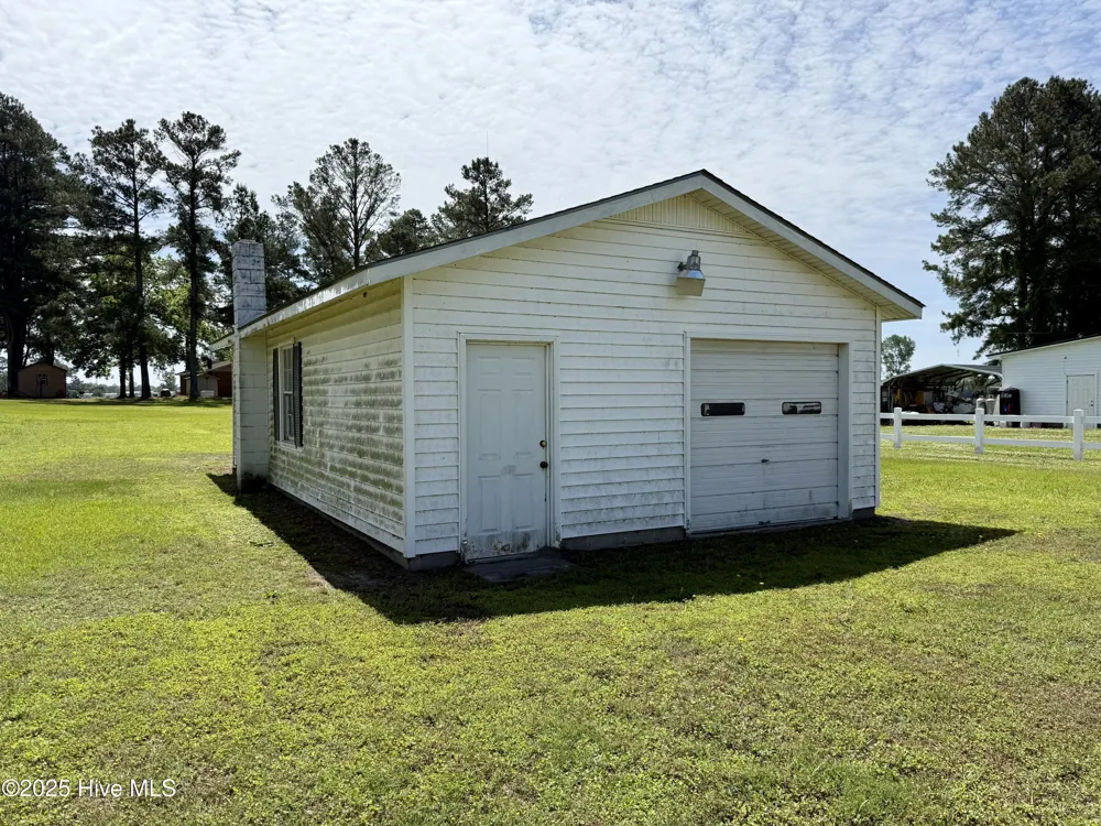 3773 Bear Grass Road Williamston, NC 27892