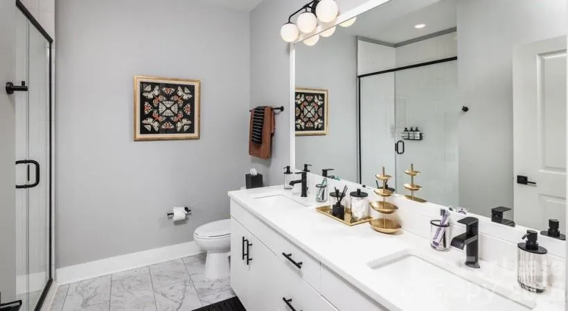 2408 South Boulevard #A1 Charlotte, NC 28203