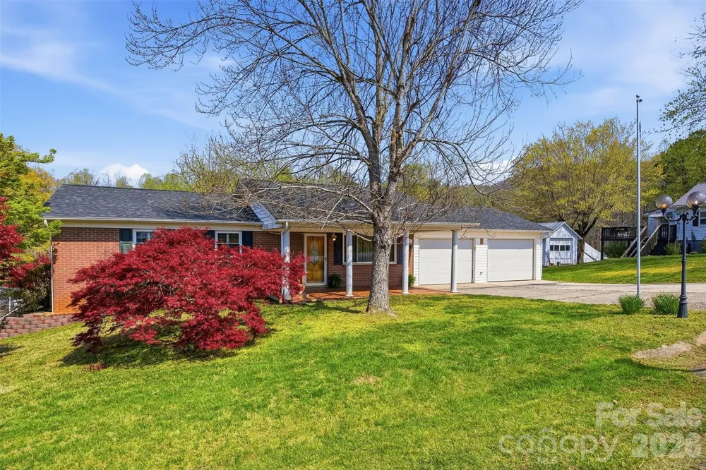 2174 Chester Avenue Morganton, NC 28655