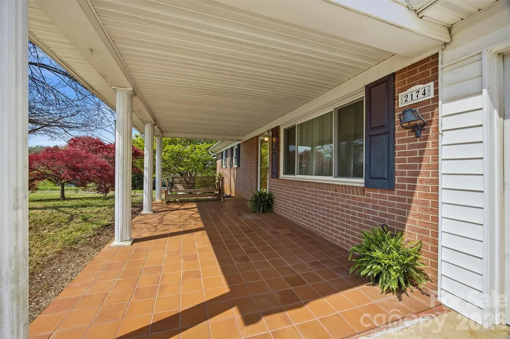 2174 Chester Avenue Morganton, NC 28655