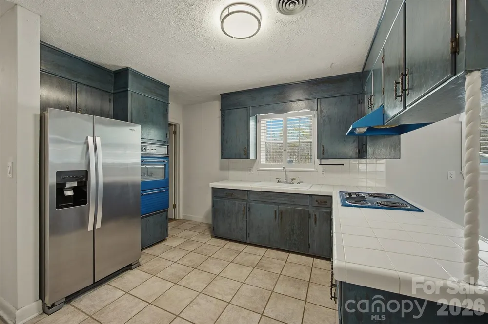 2174 Chester Avenue Morganton, NC 28655
