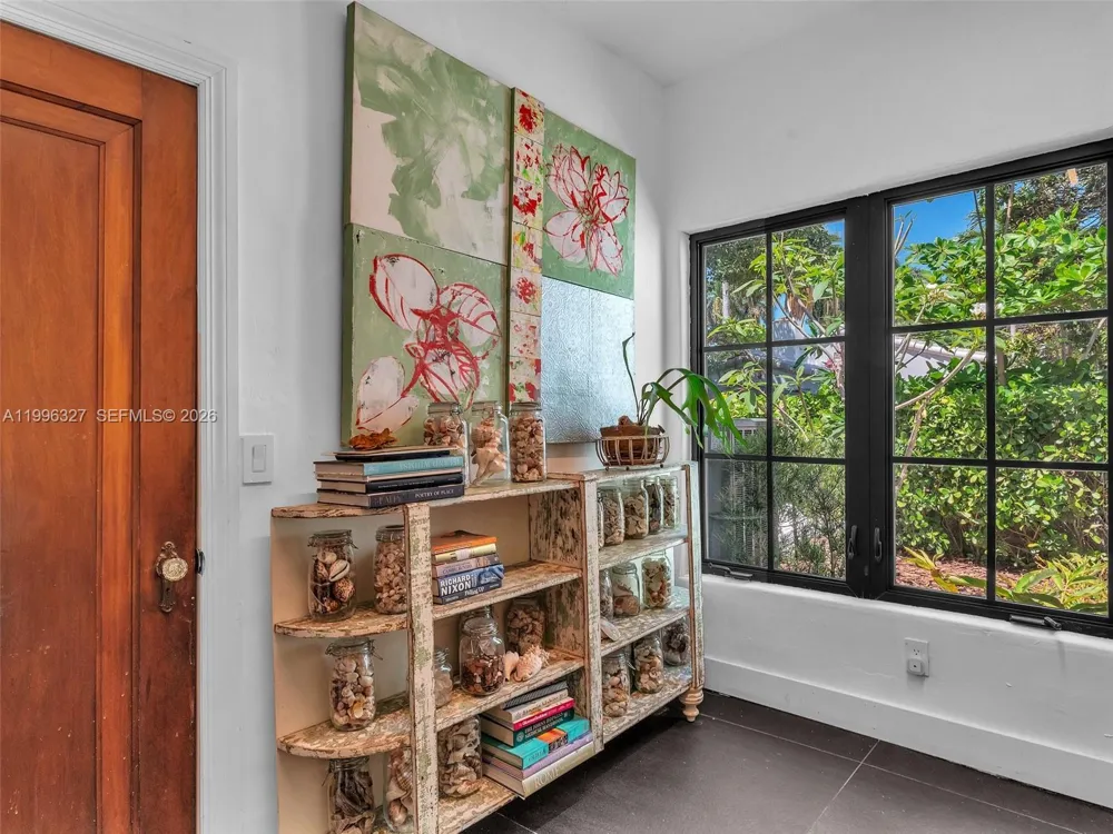 1321 Tyler St Hollywood, FL 33019