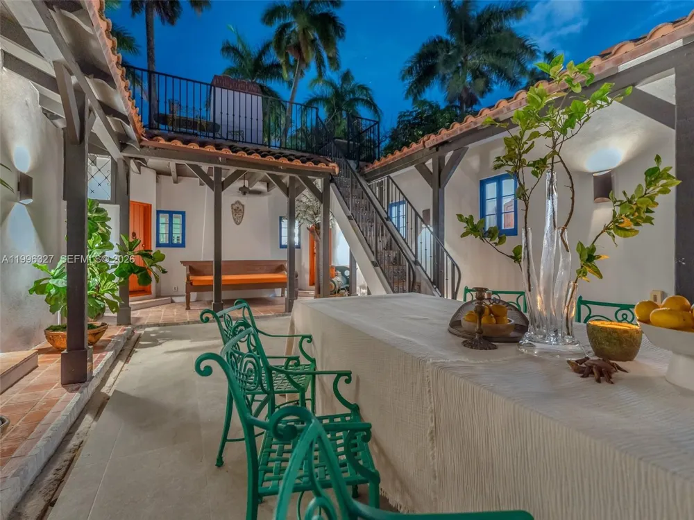 1321 Tyler St Hollywood, FL 33019