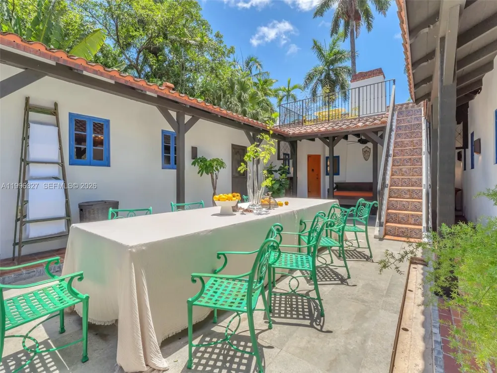 1321 Tyler St Hollywood, FL 33019