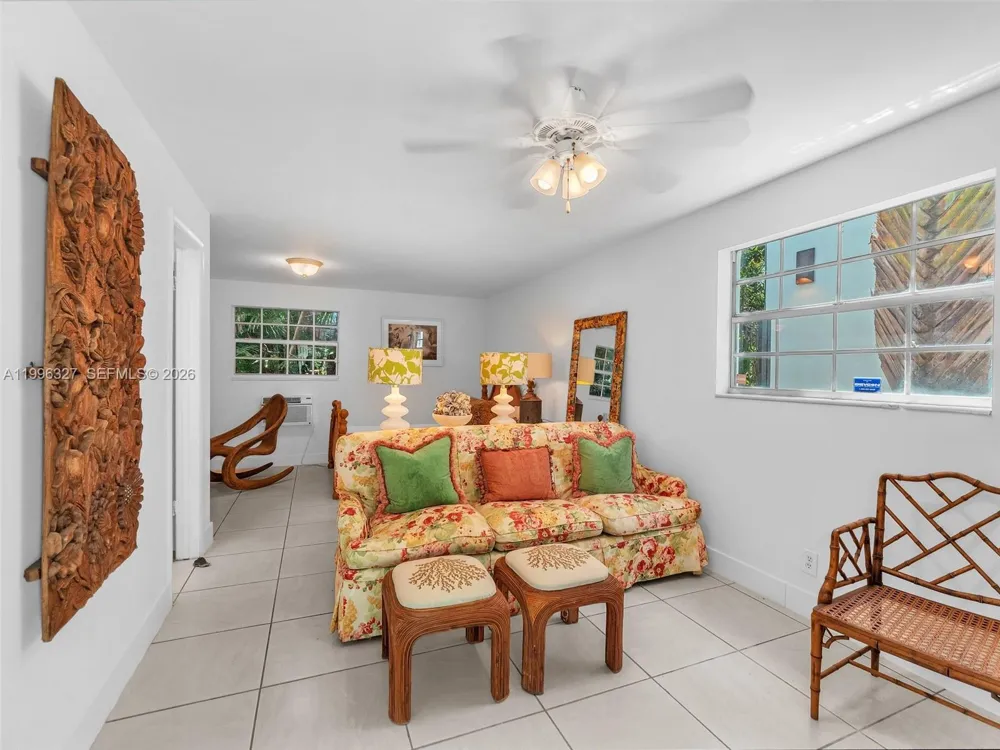 1321 Tyler St Hollywood, FL 33019