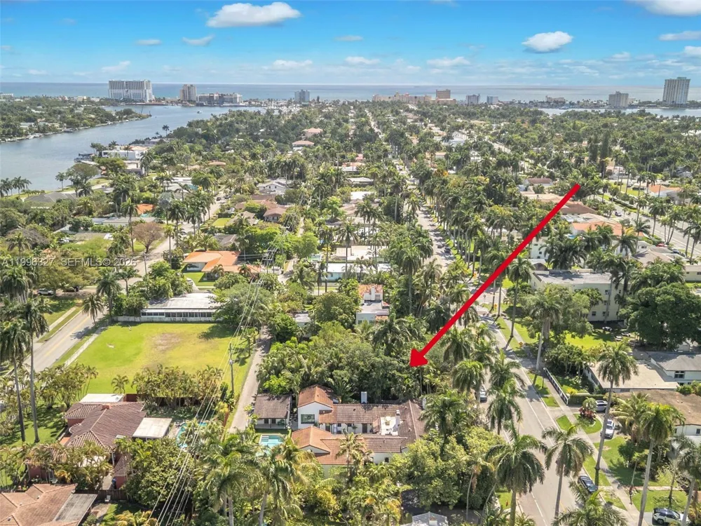 1321 Tyler St Hollywood, FL 33019